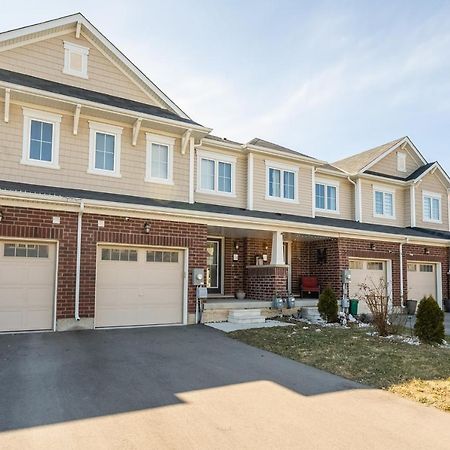 טורולד New 3Br Townhouse, Minutes To Niagara Falls And Brock University By Globalstay מראה חיצוני תמונה