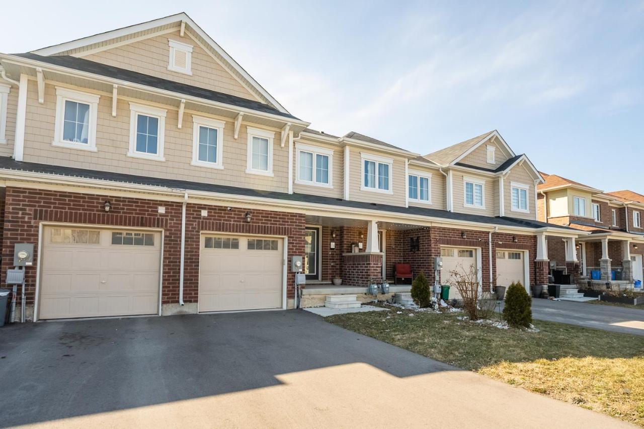 טורולד New 3Br Townhouse, Minutes To Niagara Falls And Brock University By Globalstay מראה חיצוני תמונה