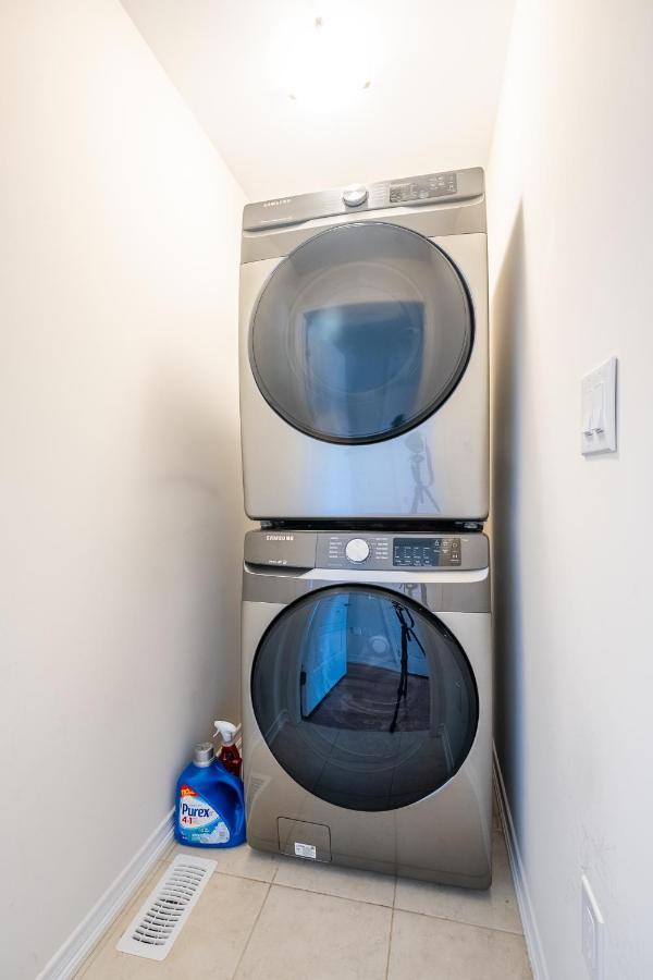 טורולד New 3Br Townhouse, Minutes To Niagara Falls And Brock University By Globalstay מראה חיצוני תמונה
